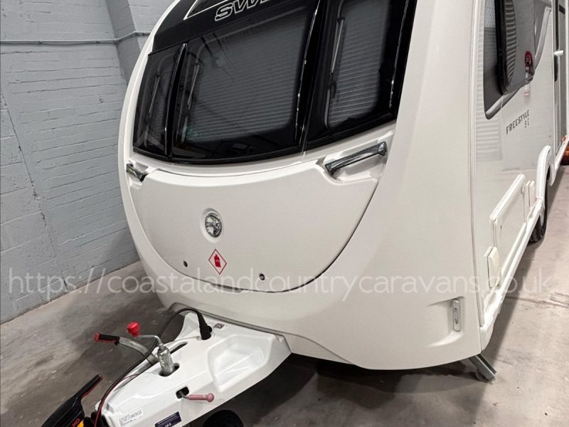 CRiS Reg 2019 Swift Freestyle S2 SE Single Axle 2 Berth Touring Caravan