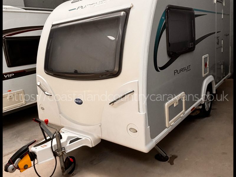 CRiS Registered 2014 Bailey Pursuit 400-2 Single Axle 2 berth Touring Caravan